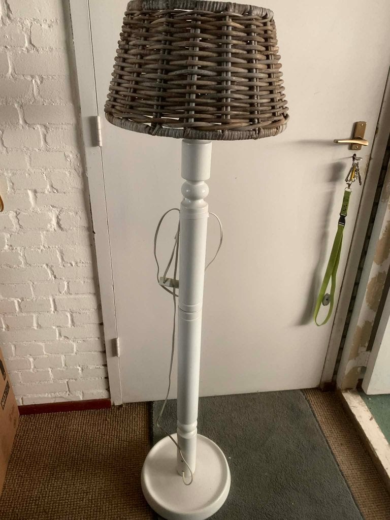Vloerlamp, Ophalen, Gebruikt, Hout, 150 tot 200 cm