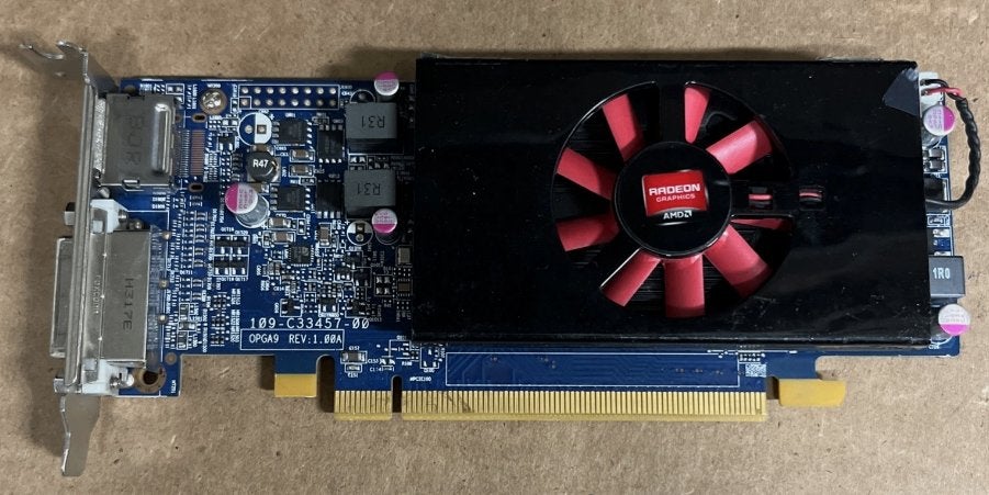 Dell AMD Radeon HD 7570 1GB GDDR5 Nieuw Geseald, Ophalen of Verzenden, Nieuw, GDDR5, DVI
