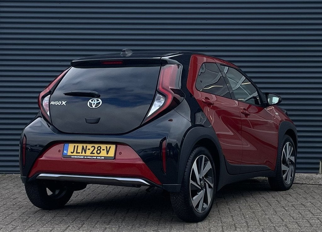 Toyota Aygo X 1.0 VVT-i 72pk, Auto's, Toyota, 4 stoelen, 3 cilinders, Geïmporteerd, 998 cc