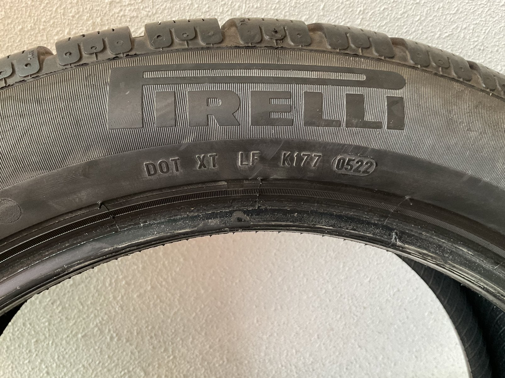 2 Pirelli Winterbanden 235 50 R 19 Sottozero, Auto-onderdelen, Banden en Velgen, Winterbanden, 235 mm, Band(en), Ophalen