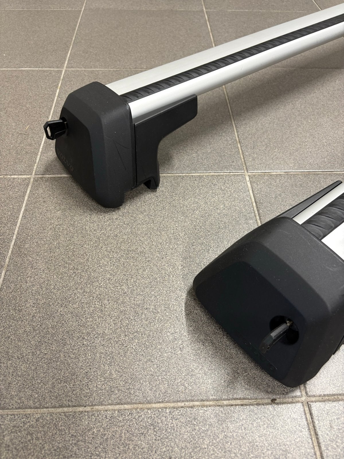 Originele Volvo XC/EX 40 dakdragers - nieuw, Ophalen of Verzenden, Nieuw