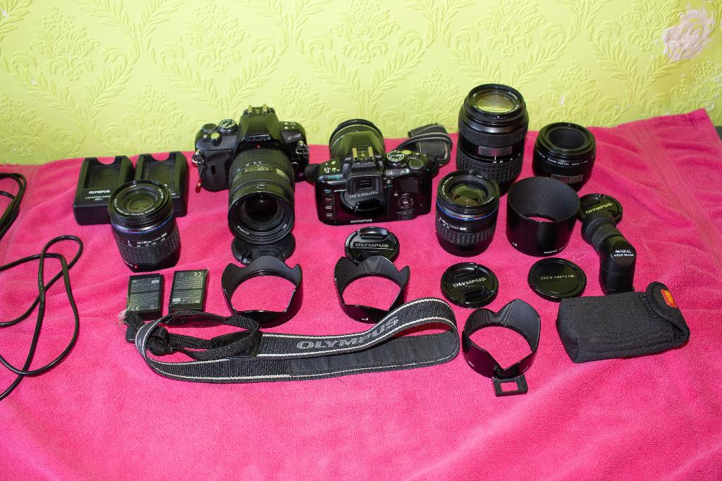 Olympus e400 ccd sensor met lenzen e.d alles in 1koop, Gebruikt, Spiegelreflex, Verzenden, 10 Megapixel