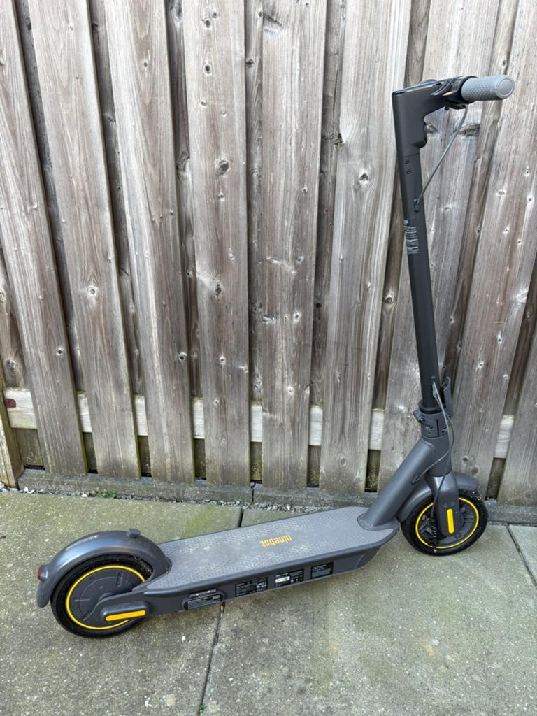 Segway-Ninebot Kickscooter Max G30, Ophalen, Zo goed als nieuw, Elektrische step (E-scooter)