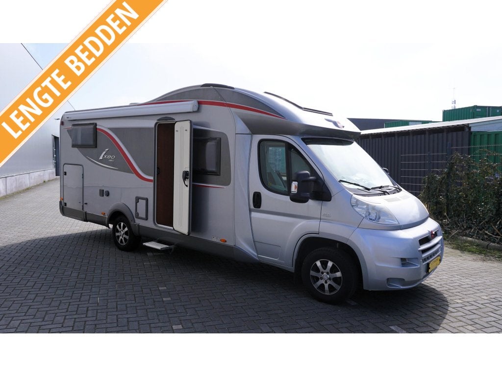 Bürstner Ixeo 726 Lengte bedden en hefbed, Airbags, Standaard zit, Ringverwarming, Fiat