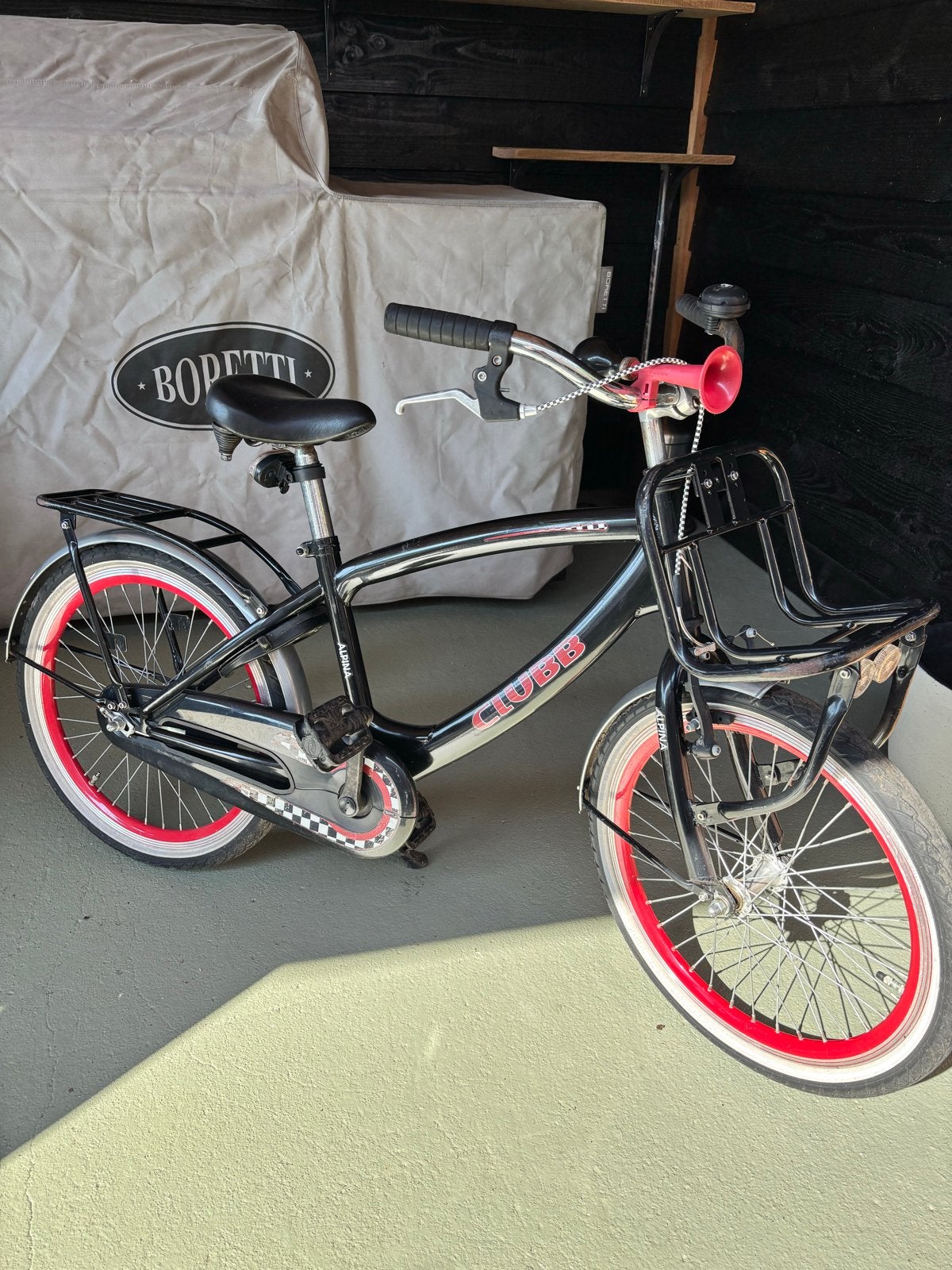 Clubb Alpina kinderfiets met voordrager en toeter, Ophalen, Gebruikt, Velgrem, 20 inch of meer