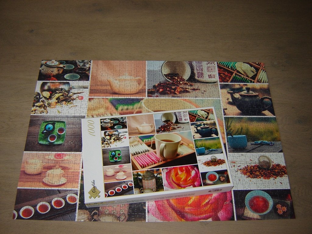 Puzzel Grafika COLLAGE - TEA 1000 st., Hobby en Vrije tijd, Ophalen of Verzenden, 500 t/m 1500 stukjes, Zo goed als nieuw, Legpuzzel