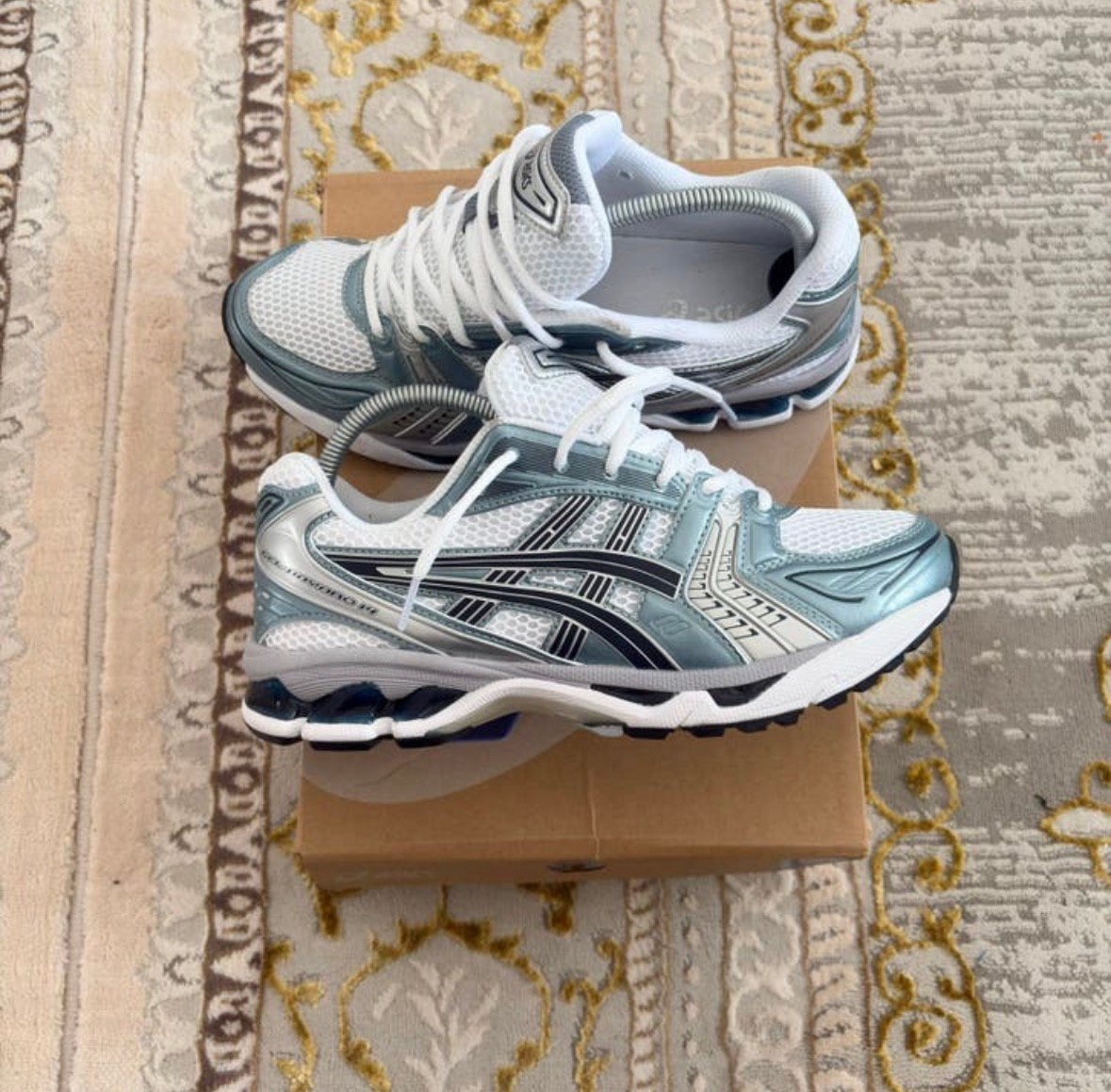 ASICS Kayano 14 Blauw – (Gloed Nieuw), Sport en Fitness, Loopsport en Atletiek, Ophalen of Verzenden, Zo goed als nieuw, Hardloopschoenen