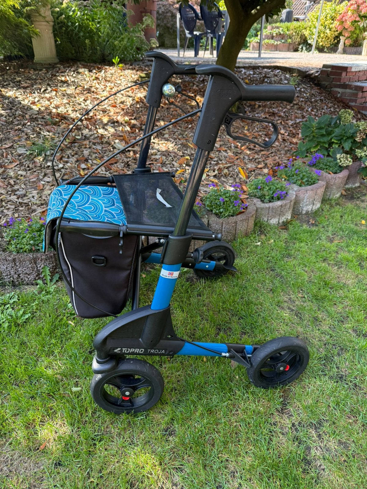 Topro troja g2 S lichtgewicht rollator blauw opklapbaar, Ophalen, Lichtgewicht, Zo goed als nieuw