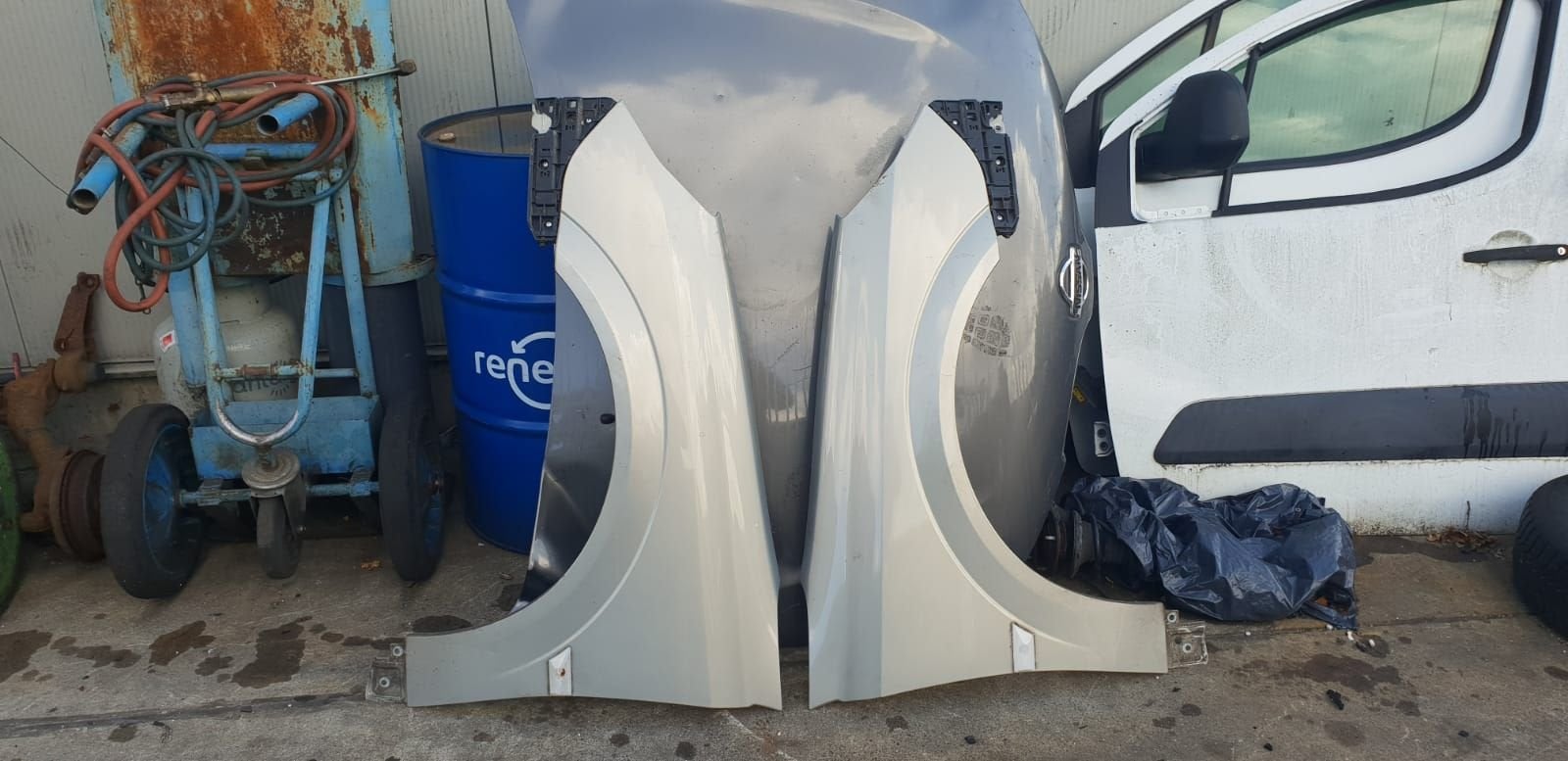 OPEL VECTRA C FACLIFT VOORSCHERMEN BJ 2004, Gebruikt, -, -, Ophalen of Verzenden