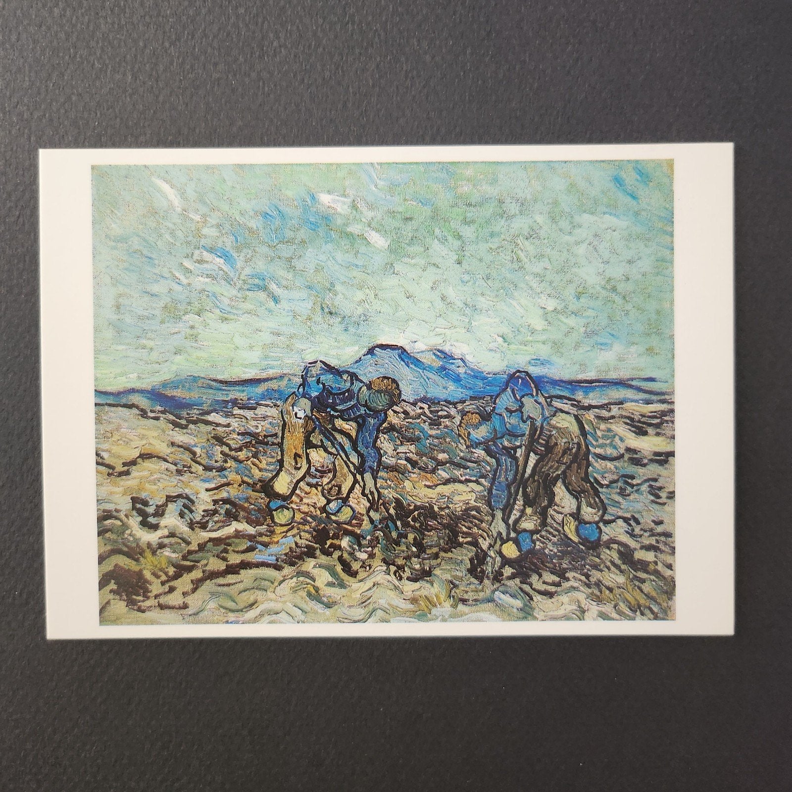 A1 Kunstkaart Van Gogh - Twee Paysans Bêchant, Ophalen of Verzenden, 1980 tot heden, Ongelopen, Cultuur en Media