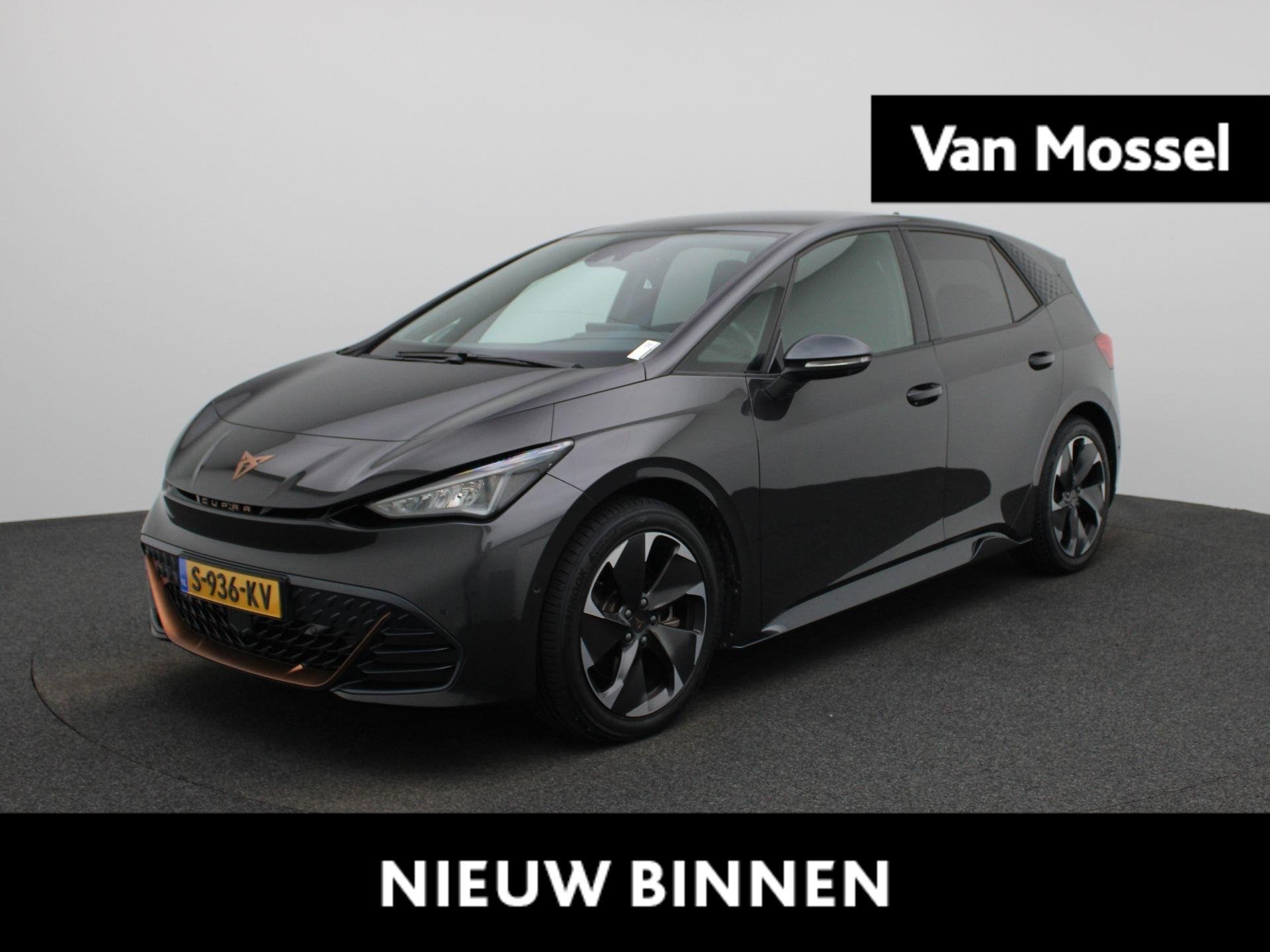 CUPRA Born Adrenaline 62 kWh | Wordt Verwacht | Automaat | A, Auto's, Cupra, Automaat, Zwart, 1738 kg, 375 min