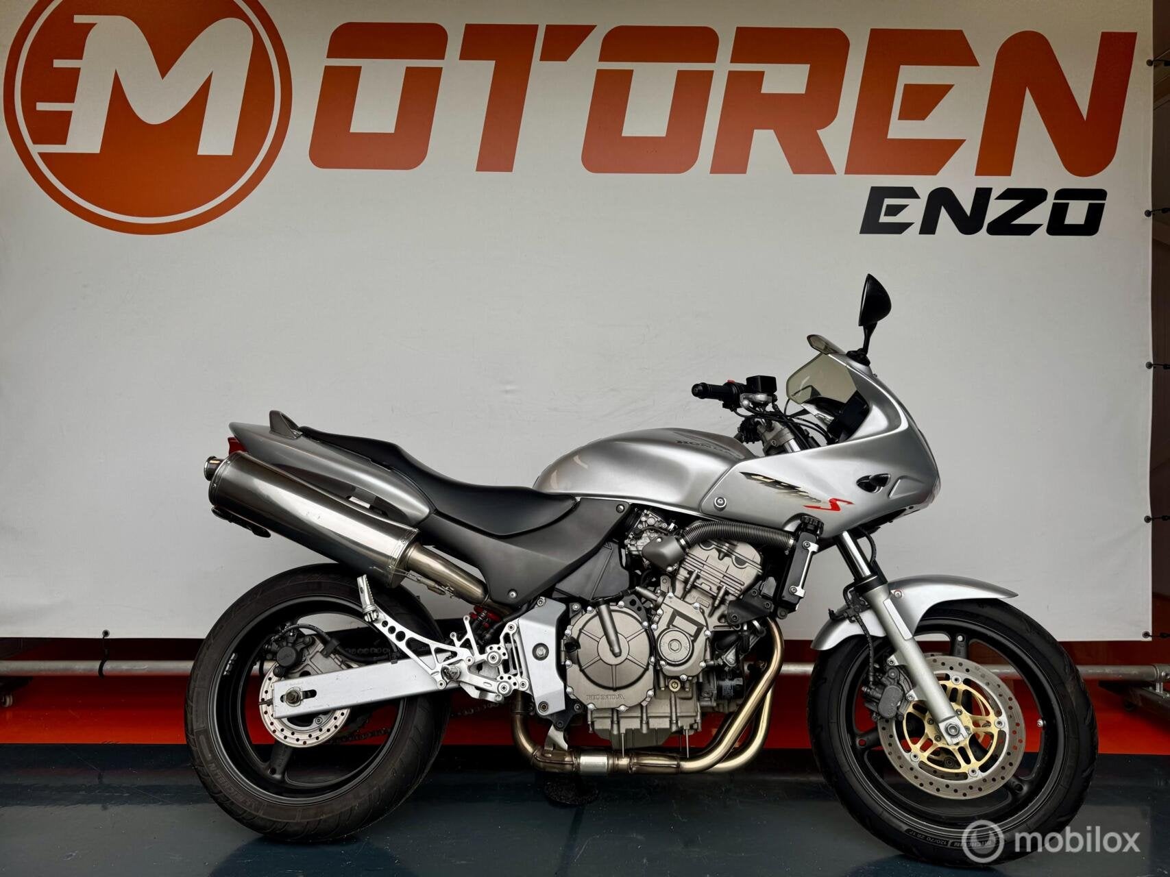 Honda CB 600 F Hornet orgnl in nette staat laser uitlaat!, Bedrijf, Meer dan 35 kW, Toermotor, 599 cc