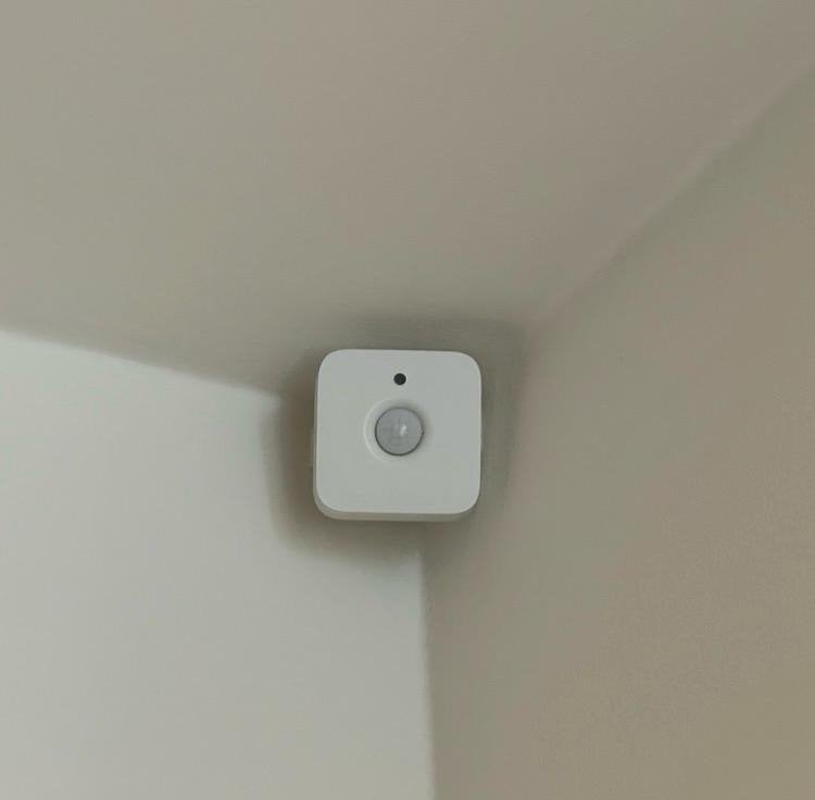 Philips Hue Bewegingssensor Hoekbeugel, Nieuw, Kunststof, Ophalen of Verzenden, Modern
