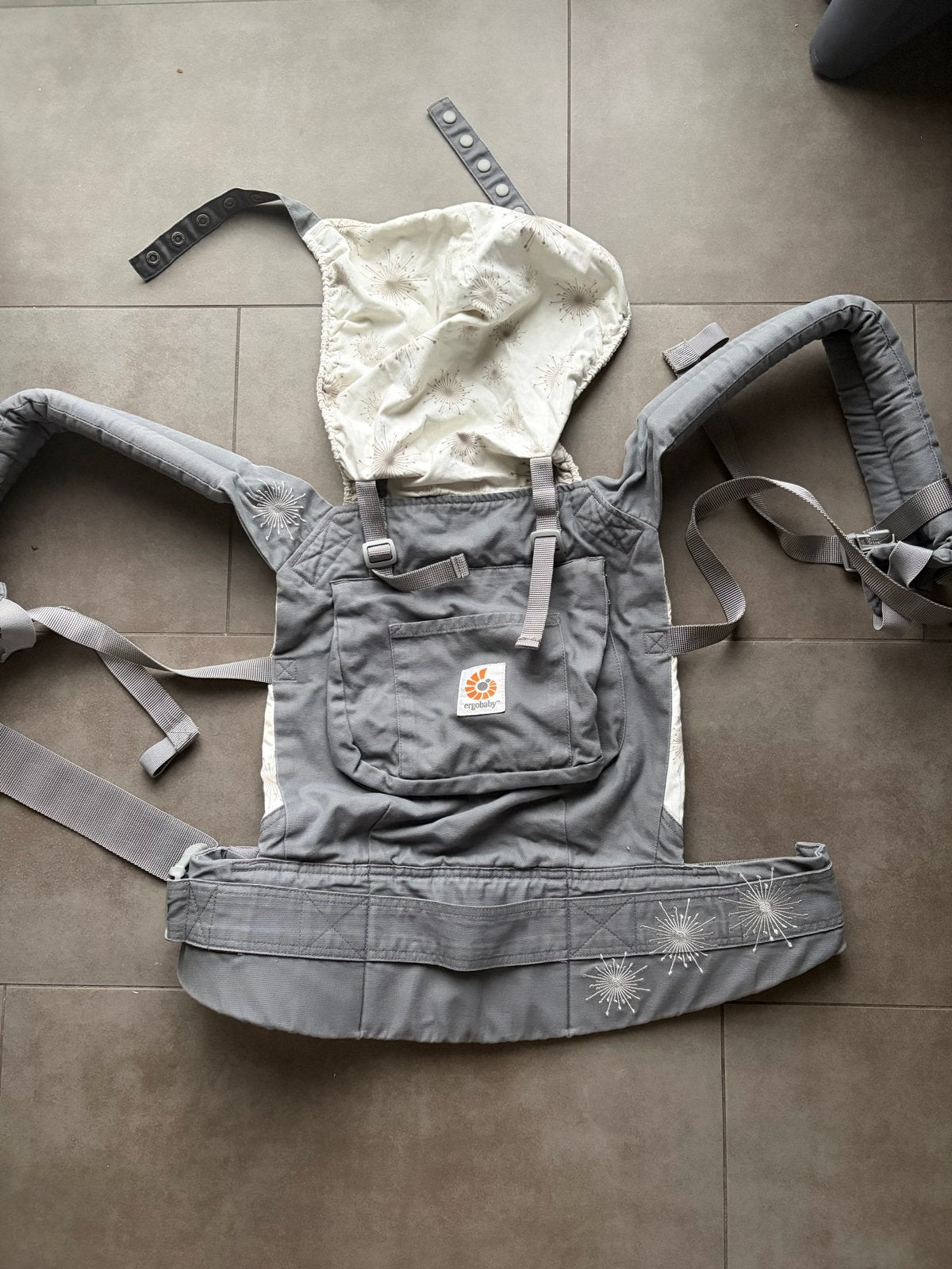 Ergobaby draagzak stardust, Kinderen en Baby's, Babydragers en Draagdoeken, Gebruikt, Buik of Rug, Draagzak, Ophalen