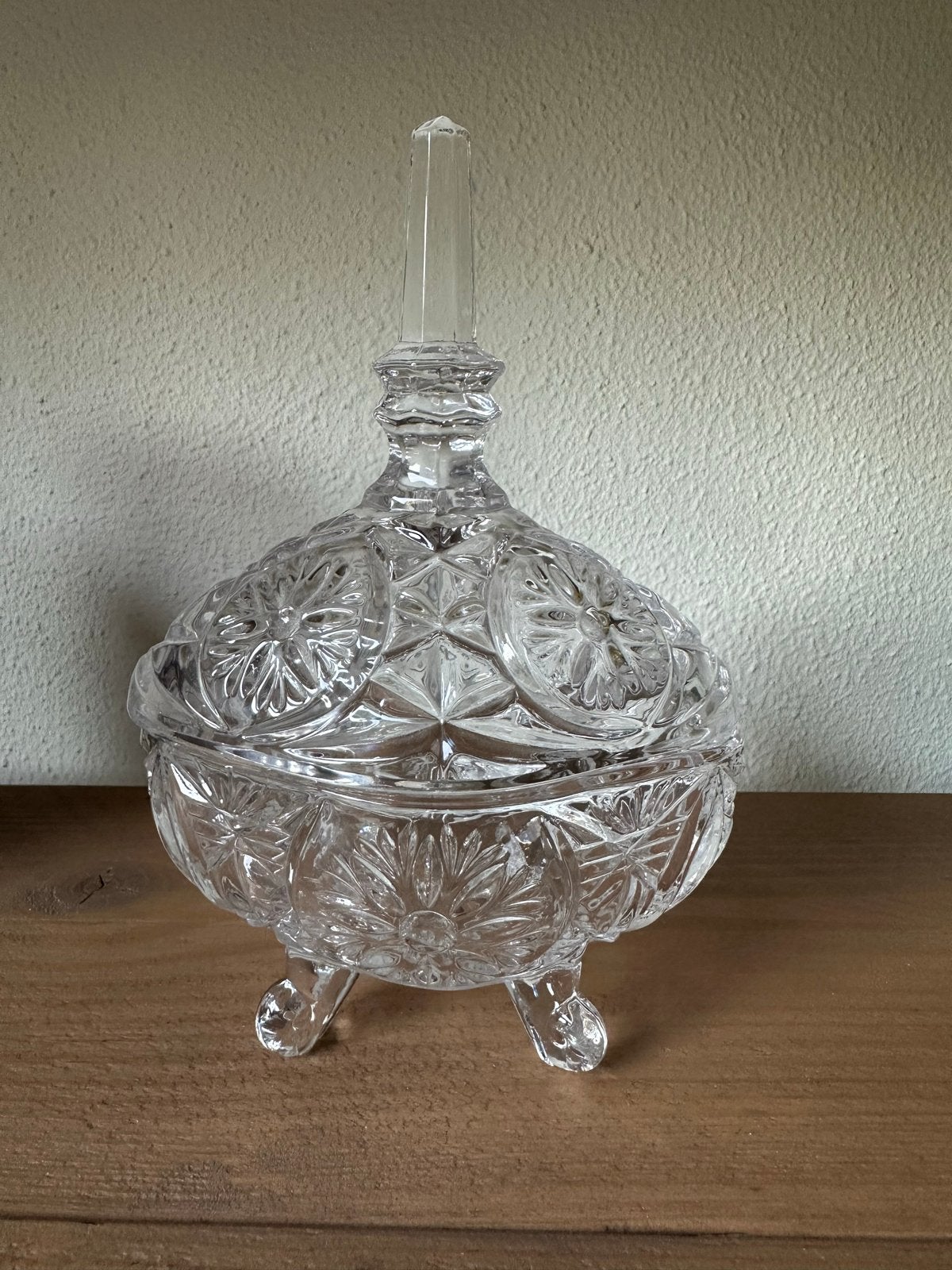 Kristallen Bonbonnière op Voetjes - Elegant en Decoratief, Antiek en Kunst, Ophalen of Verzenden
