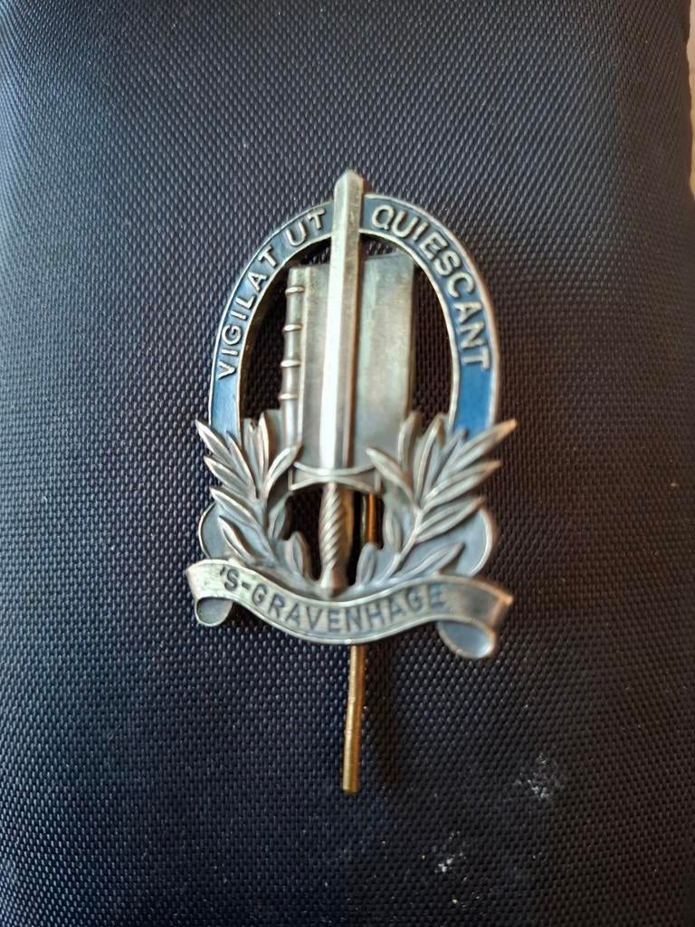 Zeldzaam GP Brevet 's-Gravenhage, Ophalen of Verzenden, Gebruikt, Stad of Land, Speldje of Pin
