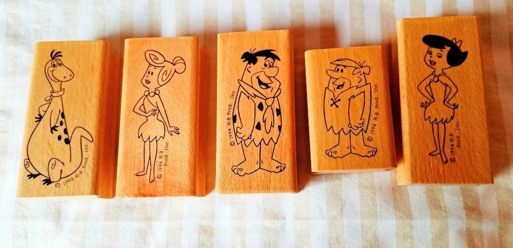 STEMPELS, THE FLINTSTONES, NIEUW EN ONGEBRUIKT, VAN HOUT, Hobby en Vrije tijd, Ophalen of Verzenden, Nieuw, Houten stempel