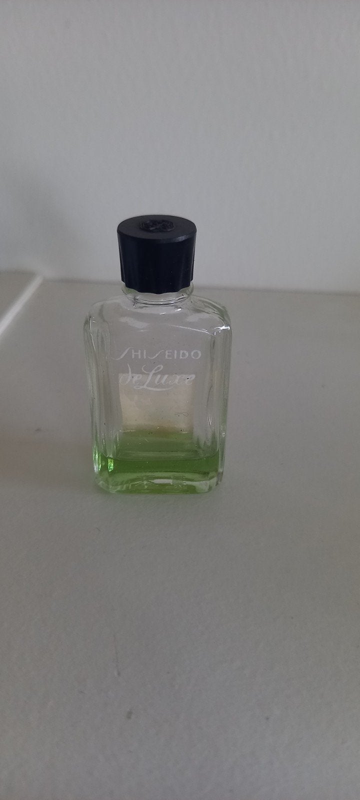 Vintage miniatuur parfumflesje Shiseido, Verzamelen, Ophalen of Verzenden