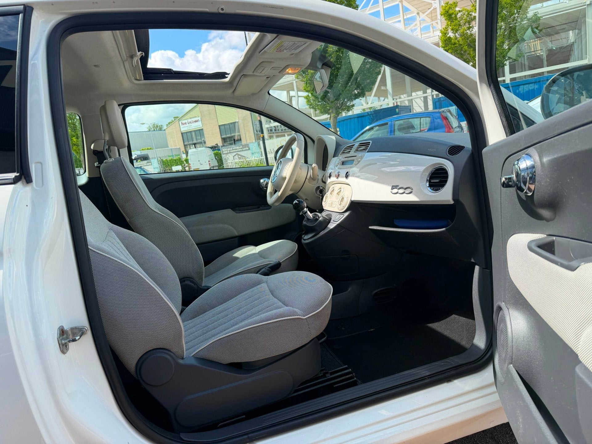 Fiat 500 0.9 TwinAir Lounge Airco|Schuifdak|Vol Onderhoud, Voorwielaandrijving, Euro 5, Gebruikt, 31 €/maand
