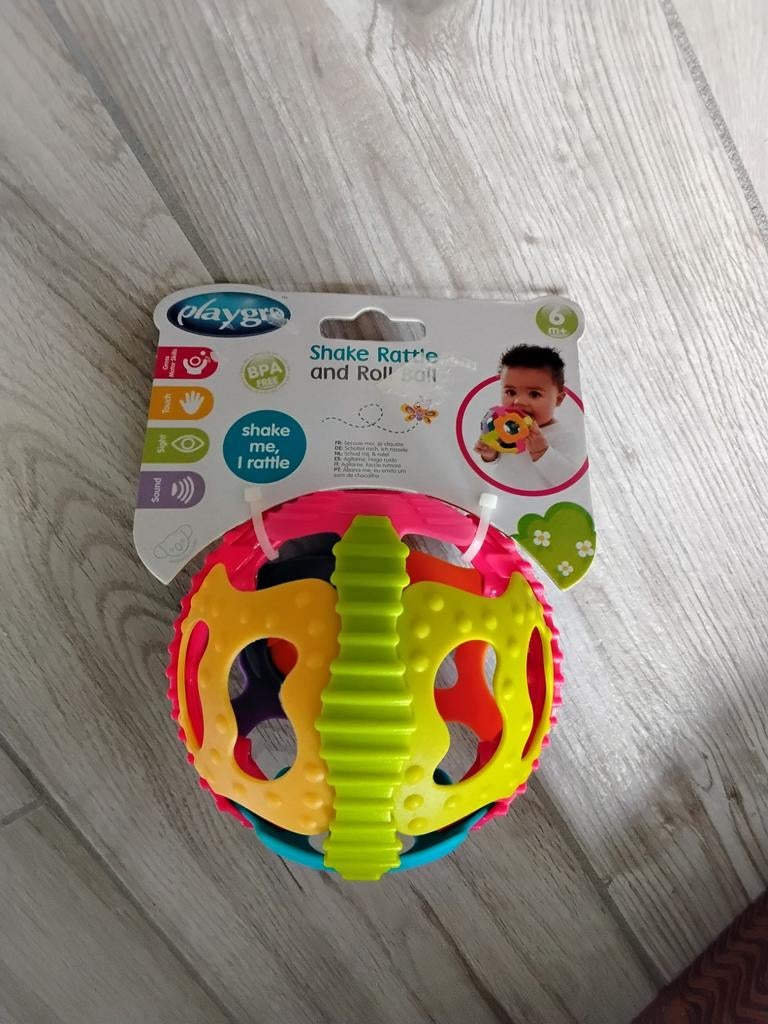 Playgro Shake Rattle and Roll Ball - Nieuw in verpakking, Ophalen of Verzenden, Nieuw, Rammelaar, Met geluid