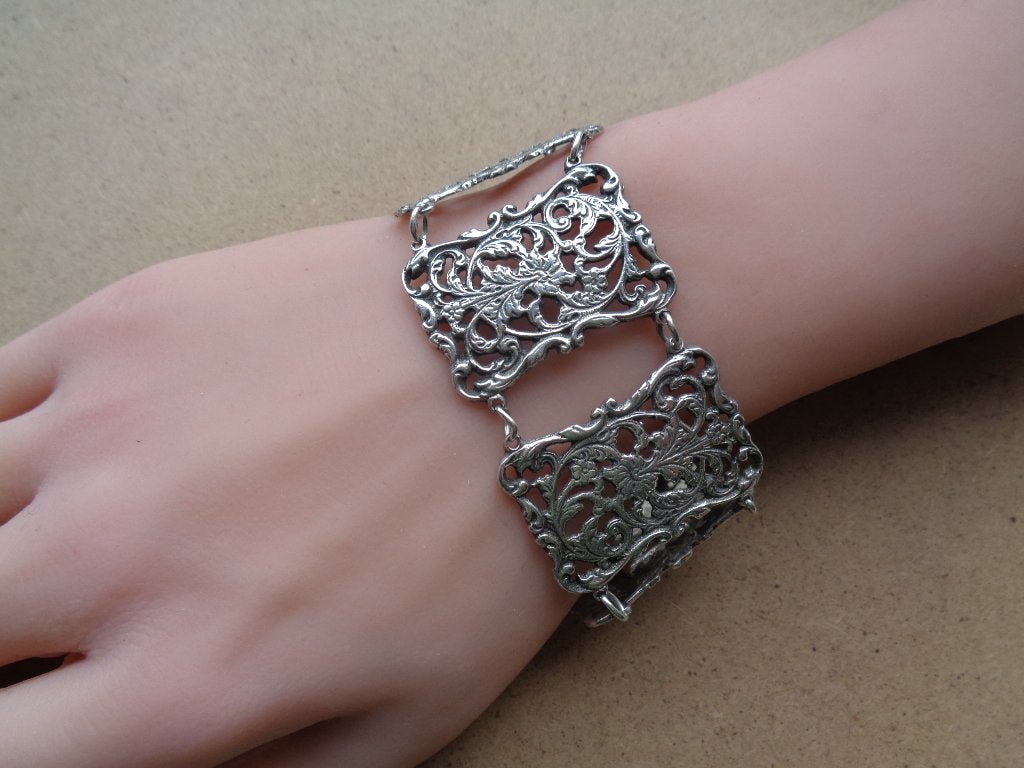 zilveren armband met mooie bloem panelen [506], Verzenden, Zilver, Armband