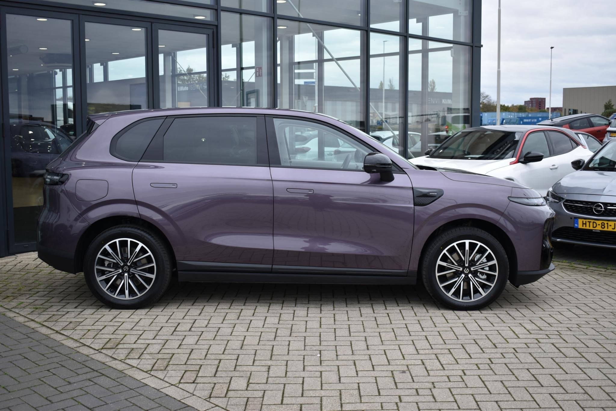 Leapmotor B10 Design ProMax 67.1 kWh VOORRAAD KORTING, Auto's, Achterwielaandrijving, 1820 kg, Nieuw, SUV of Terreinwagen