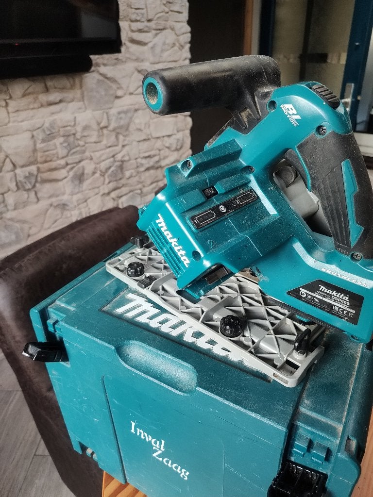 Accu inval zaagmachine makita, Gebruikt, Invalzaag, Ophalen of Verzenden, Makita