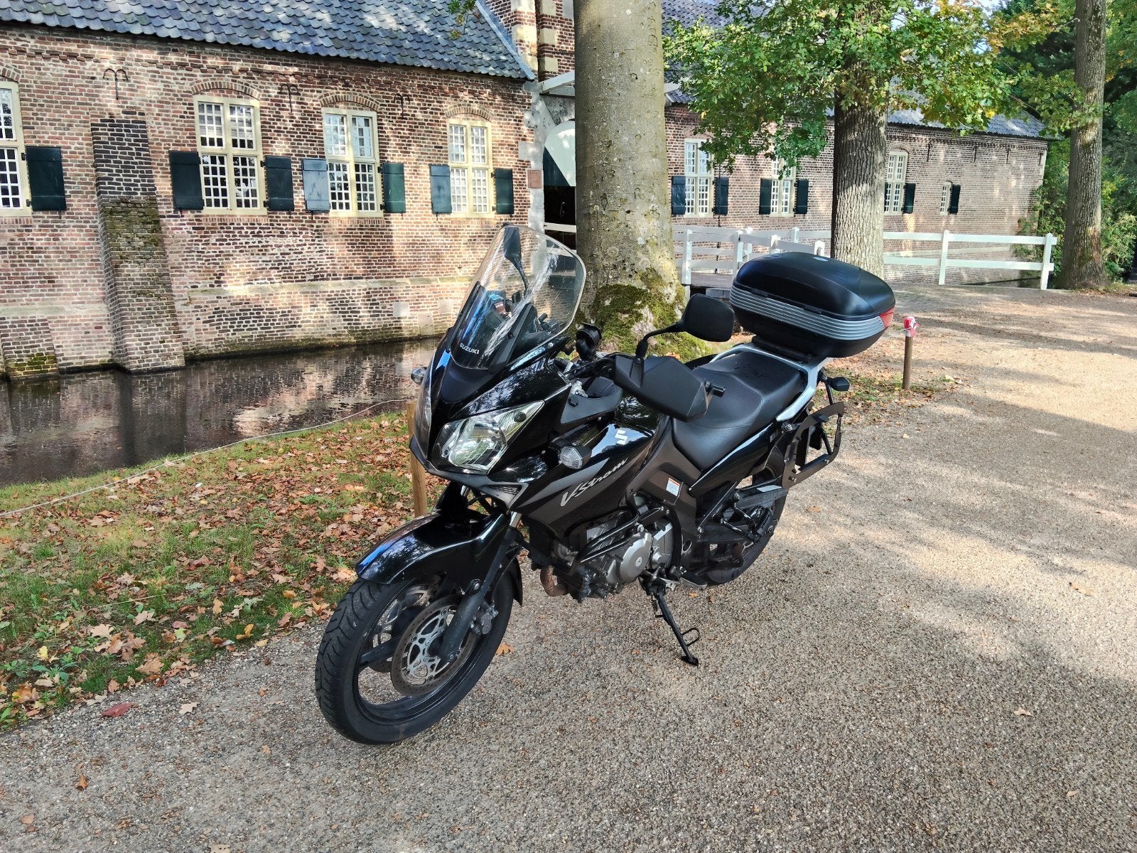 Suzuki V-Strom 650 met 2 zijkoffers en topkoffer, Particulier, Gebruikt, Toermotor