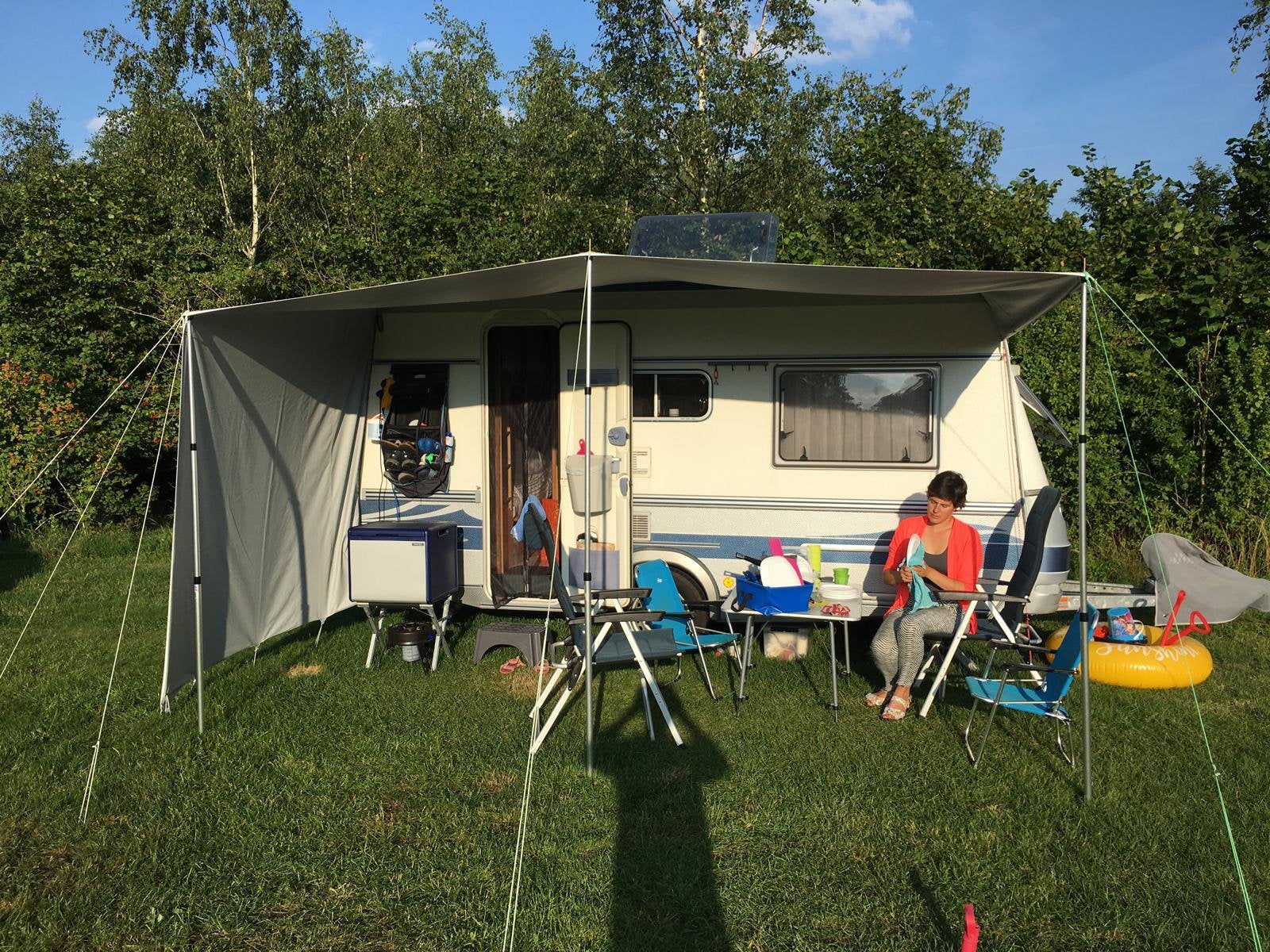 Schuifluifel luifel met lichtgewicht aluminium stokken, Ophalen, Zo goed als nieuw