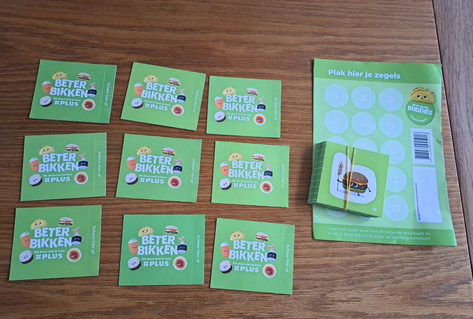 9 PLUS BUDDIES dichte pakjes ZEGELS+30 verschillende STICKER, Plus, Ophalen