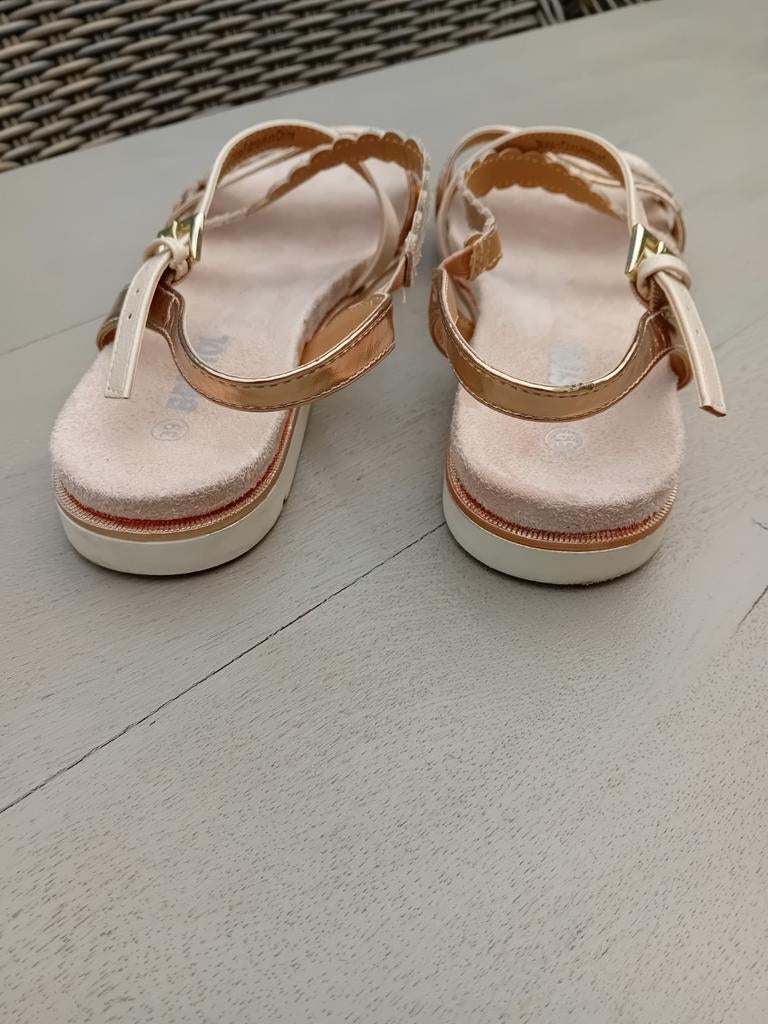 Sandalen, Zo goed als nieuw, Roze, Sandalen of Muiltjes, Ophalen of Verzenden