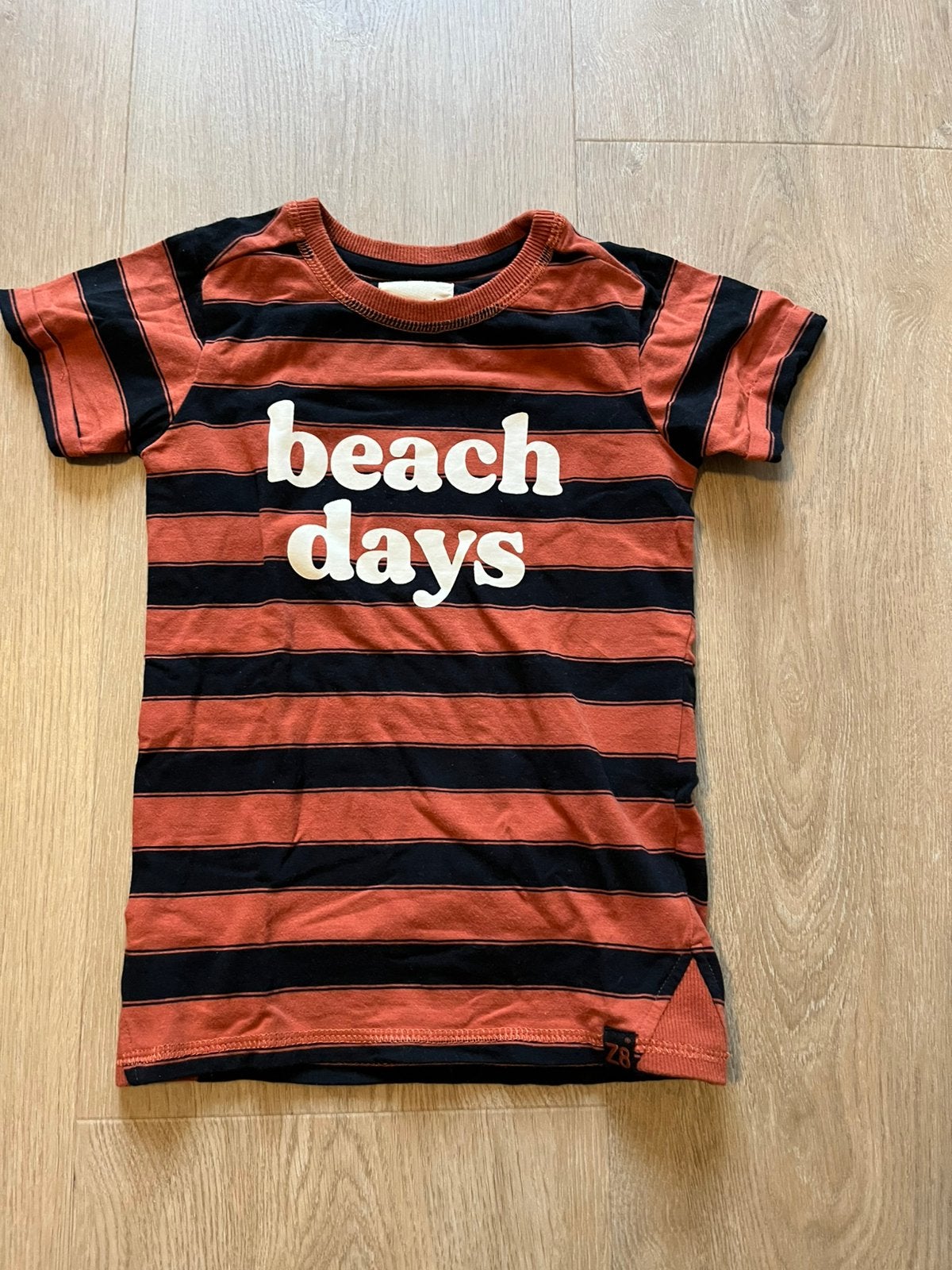 Z8 jongen shirt beach days maat 104 / 110 zgan style: Alec, Ophalen of Verzenden, Zo goed als nieuw, Jongen, Shirt of Longsleeve