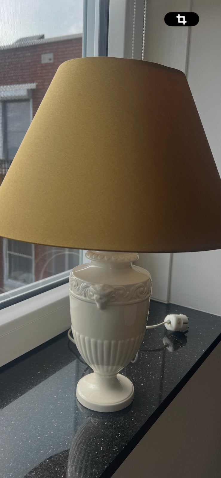 Wedgwood lamp met ramskoppen incl goudkleurige kap, Ophalen of Verzenden, Zo goed als nieuw, Schemerlamp