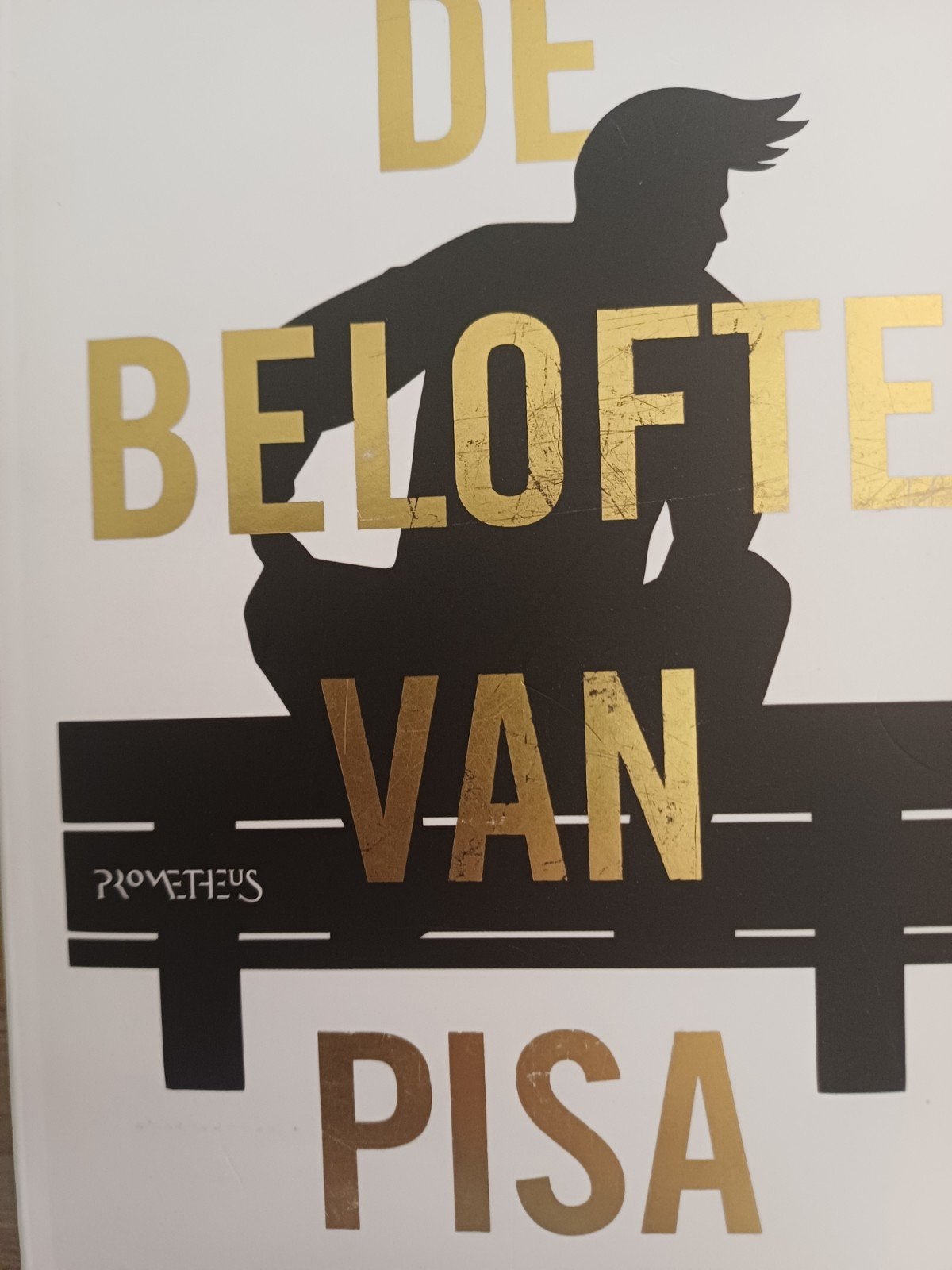Mano Bouzamour - De belofte van Pisa, Boeken, Ophalen of Verzenden, Zo goed als nieuw, Mano Bouzamour