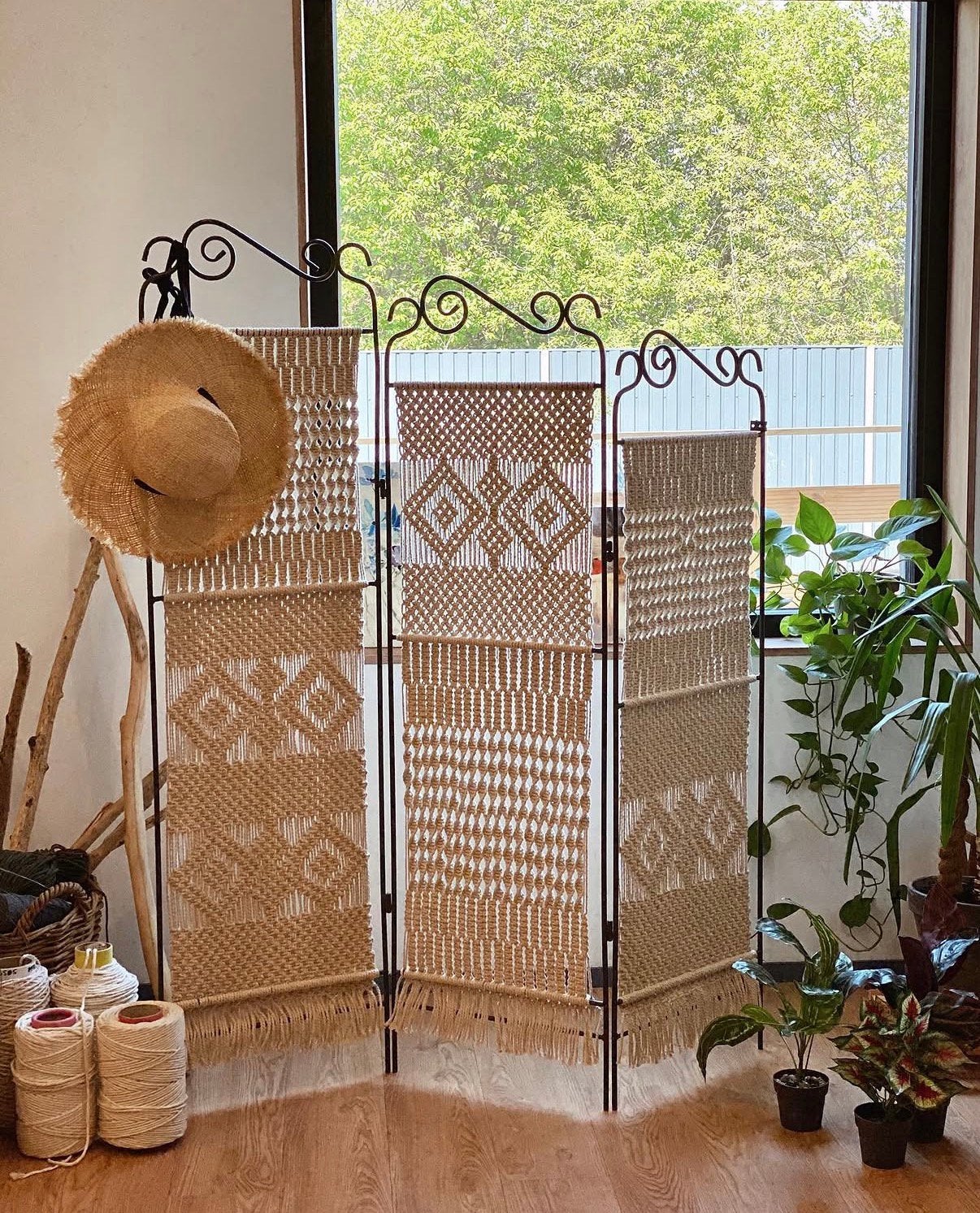 Handgemaakte Macramé Kamerscherm Bohemian Uniek Design, Ophalen of Verzenden, Zo goed als nieuw