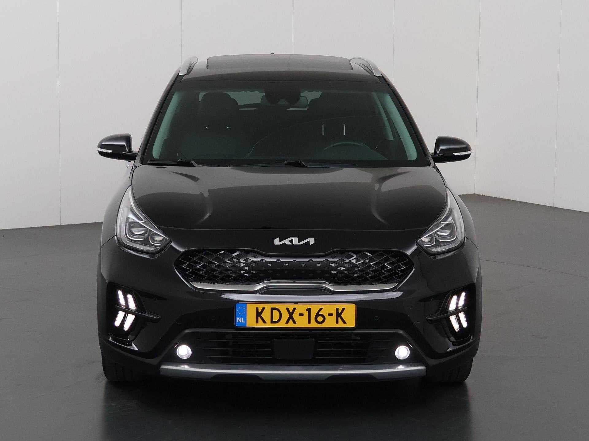 Foto 3 van Kia Niro 1.6 GDi PHEV ExecutiveLine | Panoramadak | Lederen