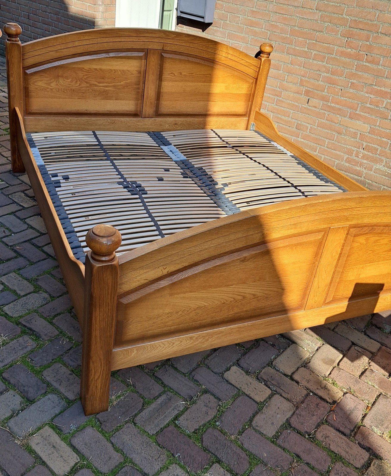 eiken bed met lattenbodems, Ophalen, Gebruikt, Bruin, Tweepersoons