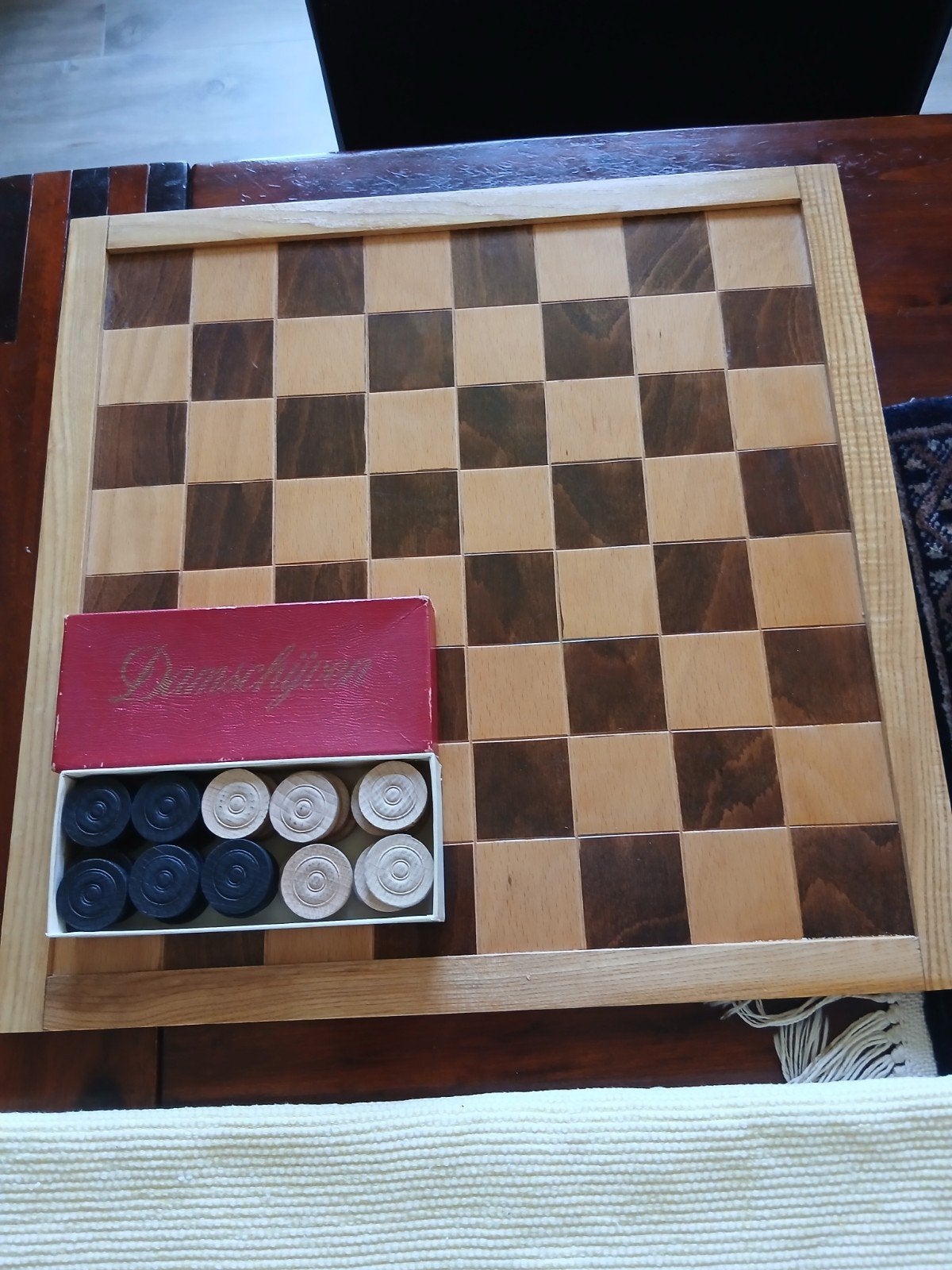 Houten Dambord met Damstenen - Klassiek Gezelschapsspel, Een of twee spelers, Ophalen of Verzenden, Gebruikt