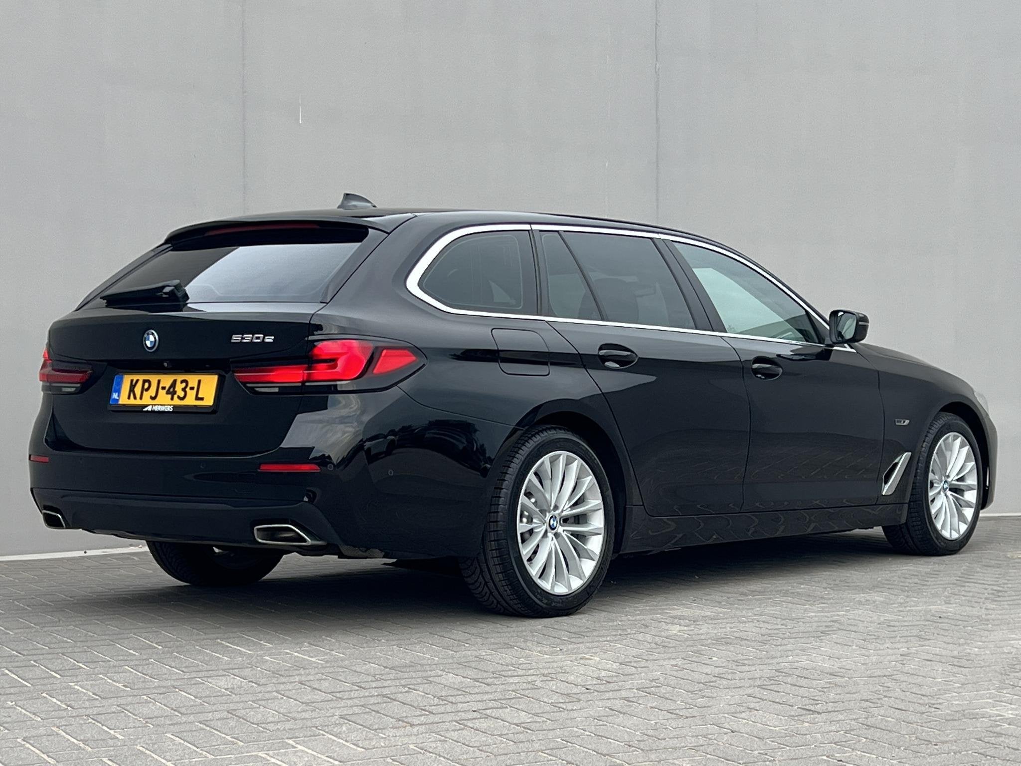BMW 5-serie Touring 530e Business Edition Plus / Dealer onde, Auto's, BMW, 1998 cc, Gebruikt, Euro 6, 4 cilinders