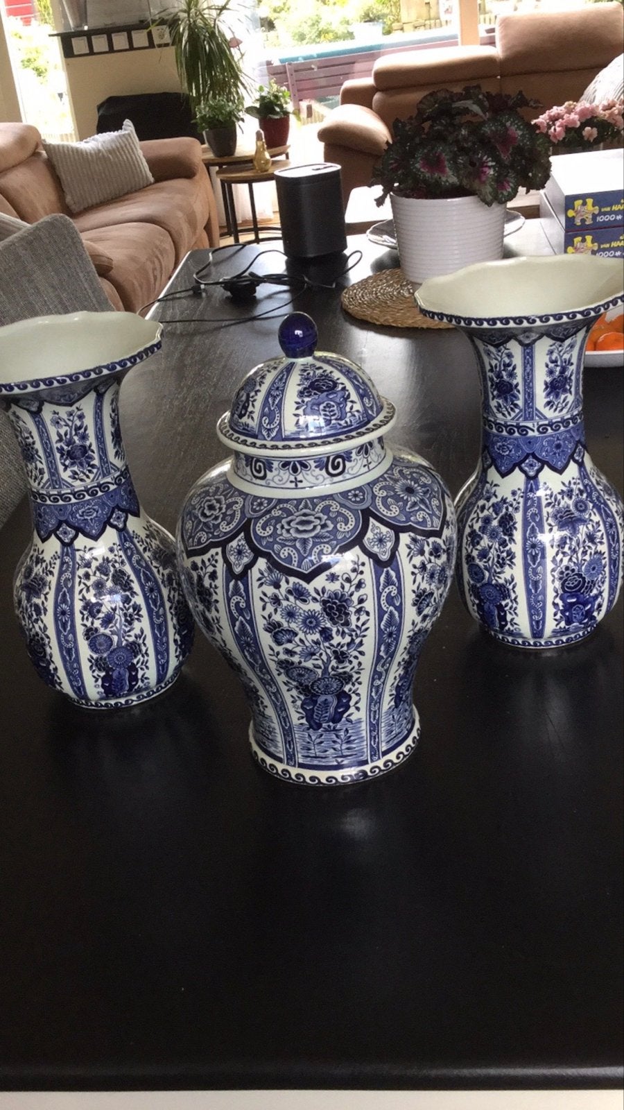 Set van 3 Royal Boch Delfts Blauw vazen en pot, Antiek en Kunst, Antiek | Vazen, Ophalen