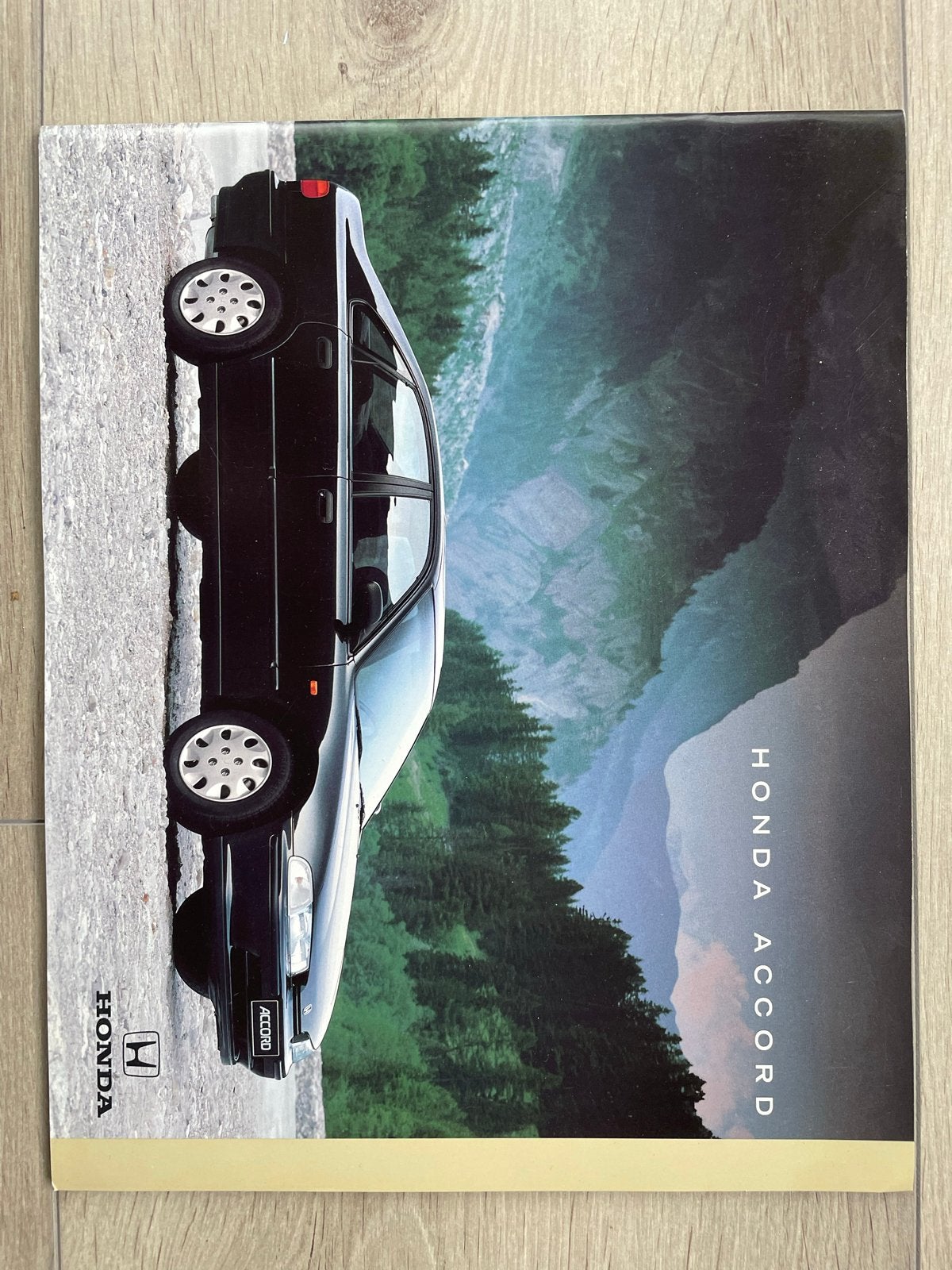 Honda Accord Brochure (1993), Ophalen of Verzenden