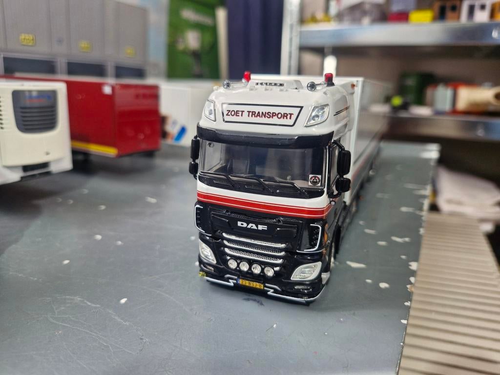 Daf XF met koeltrailer wsi van zoet transport