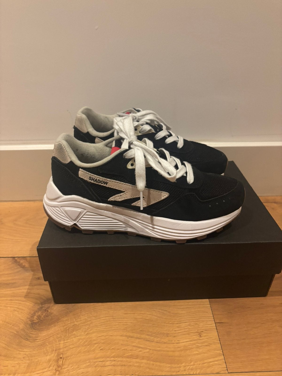 Hi-tec shadow zwarte suede sneakers, hi-tec hts 74 shoes, 36, Zwart, Nieuw, Ophalen of Verzenden, Sneakers of Gympen