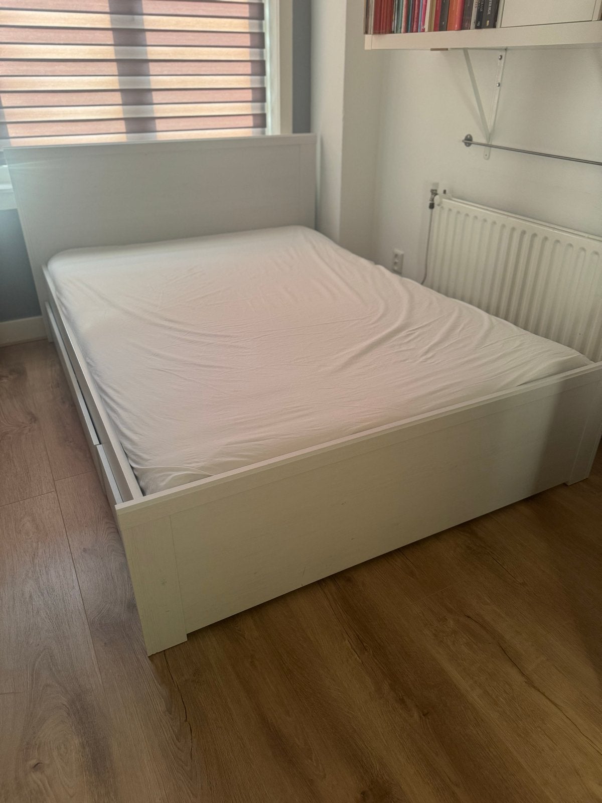 IKEA Malm bedframe 140x200 met lattenbodem en lades, Huis en Inrichting, Slaapkamer | Bedden, Ophalen, Wit, Tweepersoons, 140 cm