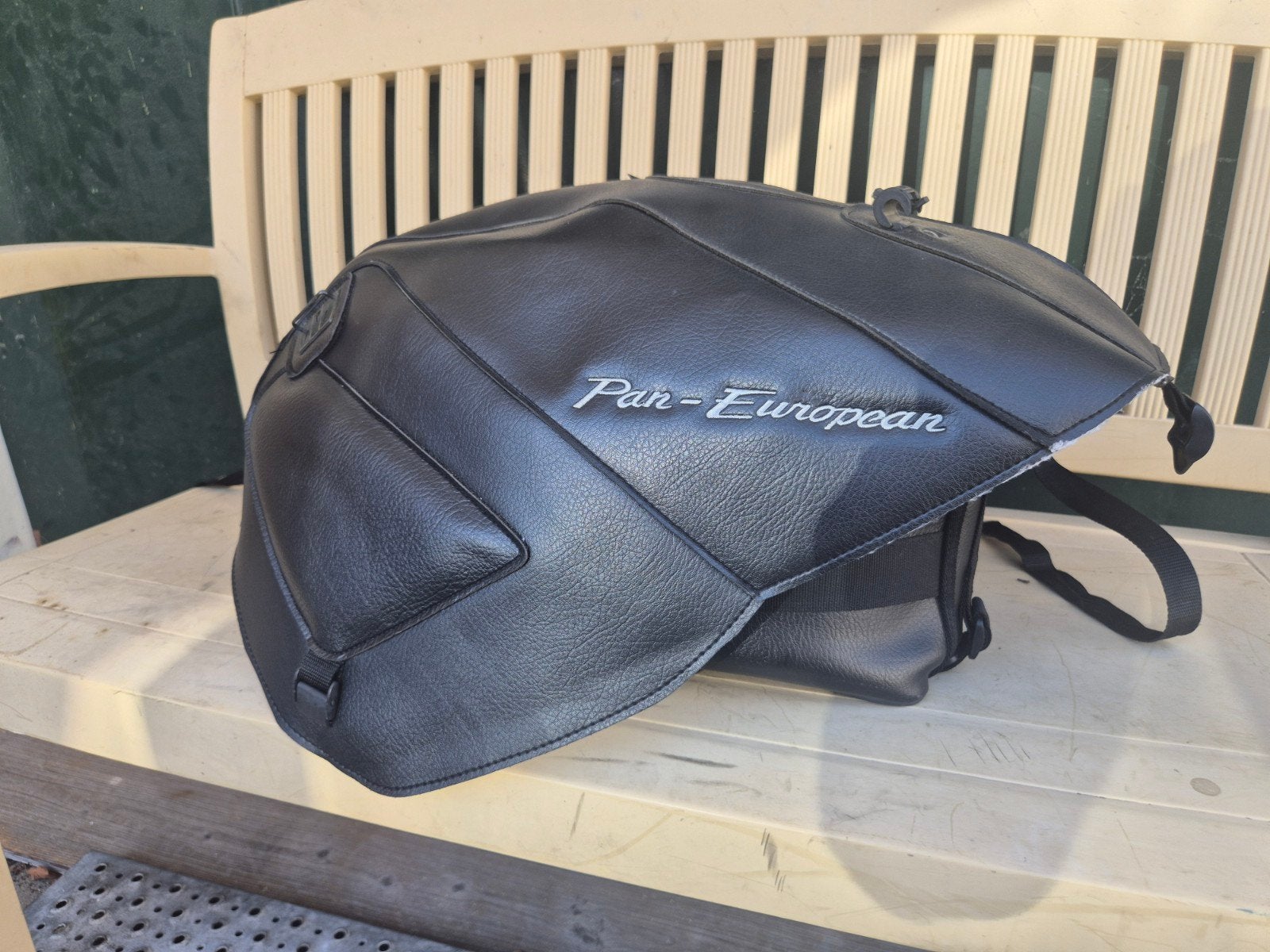 Bagster tanktas en tankhoes voor Pan-European, Ophalen, Zo goed als nieuw