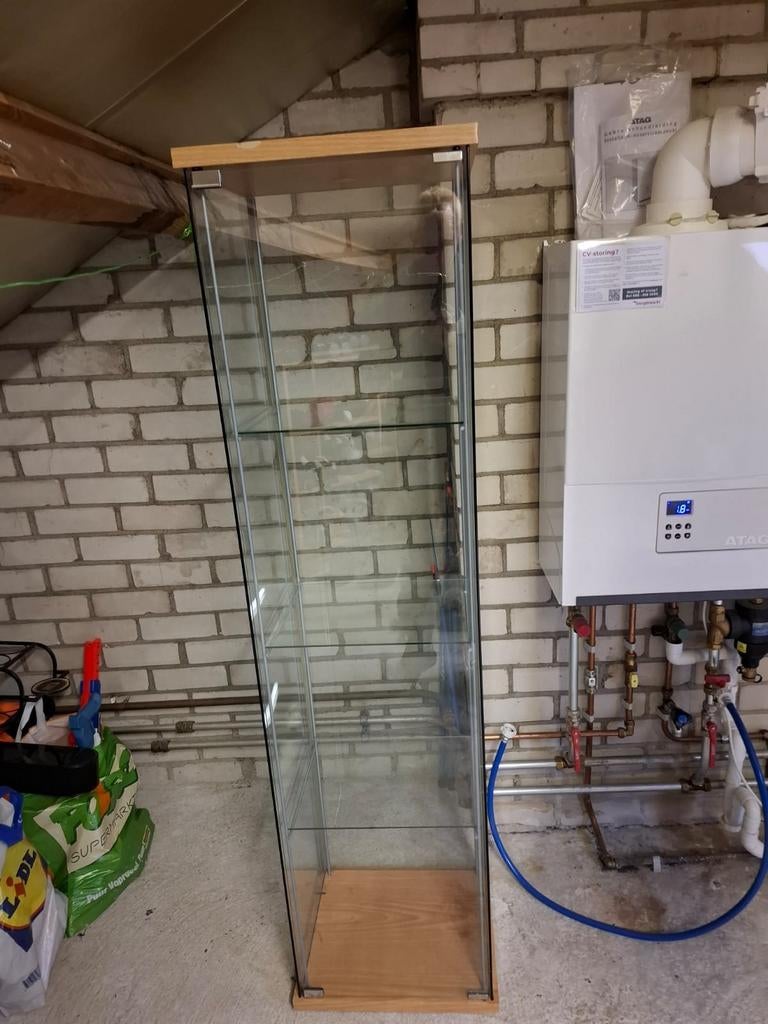 Vitrinekast niet gratis, Huis en Inrichting, Kasten | Vitrinekasten, Ophalen, Gebruikt, 25 tot 50 cm, 50 tot 100 cm