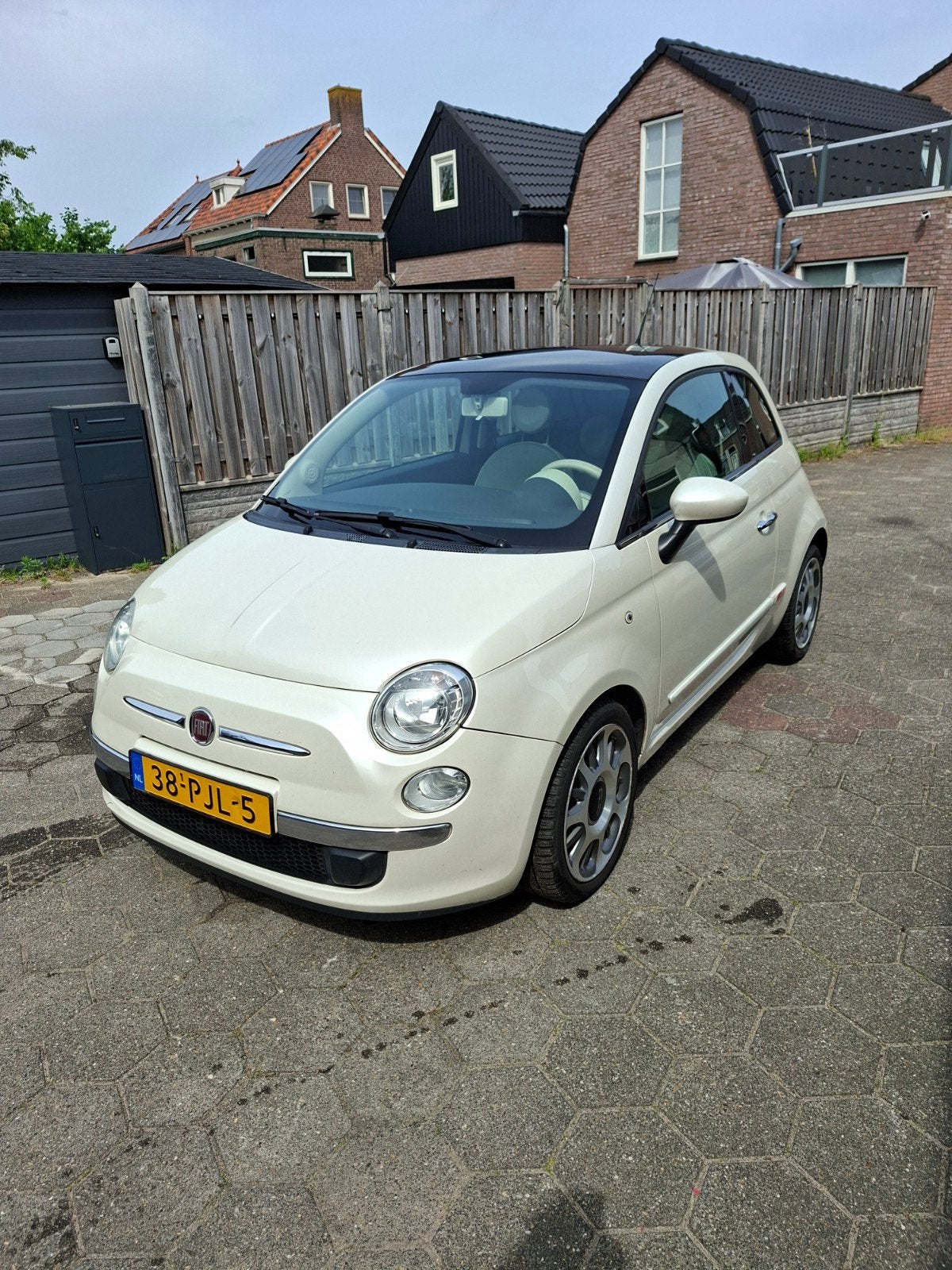 Fiat 500 1.2 AUT 2011, Stof, 1242 cc, Origineel Nederlands, Overige kleuren