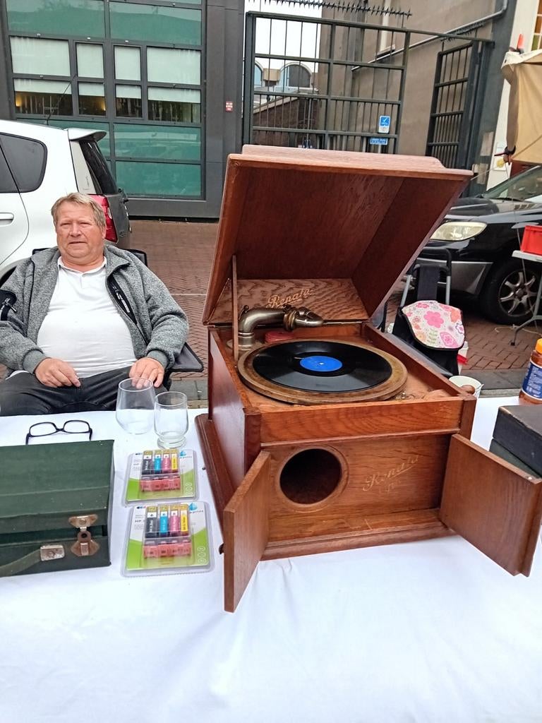 Tekoop antieke 78 toeren platen speler, Ophalen
