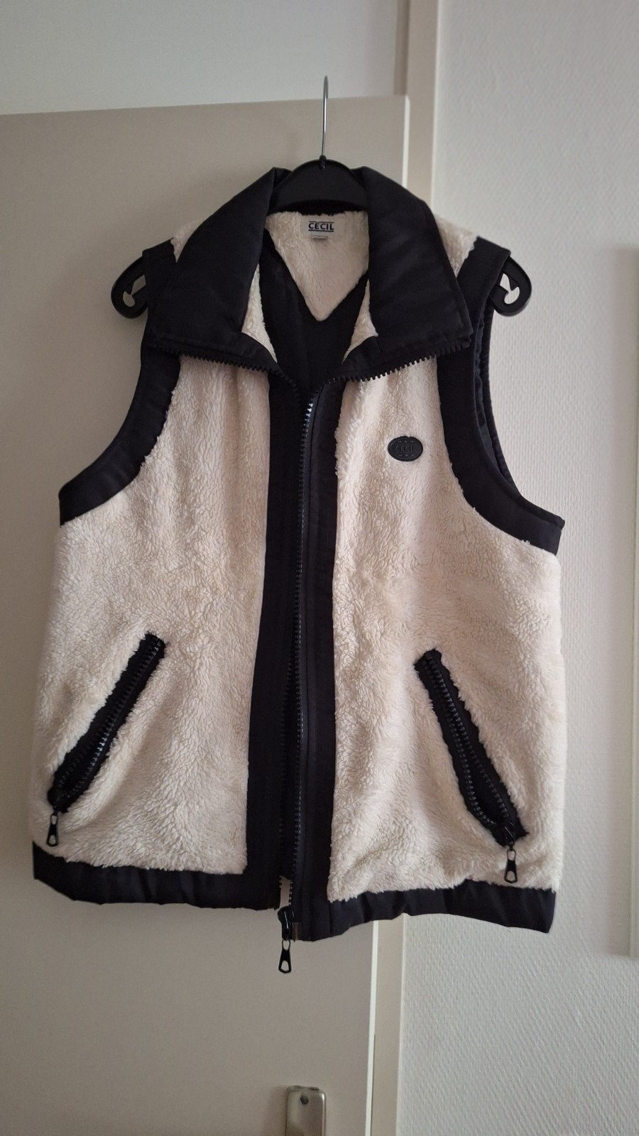 Body warmen, Kleding | Dames, Bodywarmers, Beige, Maat 42/44 (L), Ophalen of Verzenden, Zo goed als nieuw