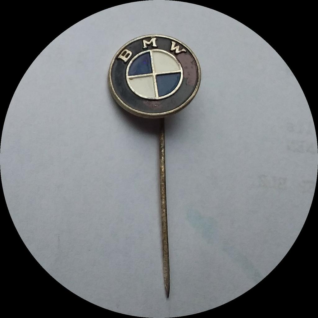 BMW logo speldje 15 mm, Ophalen of Verzenden, Zo goed als nieuw, Transport, Speldje of Pin